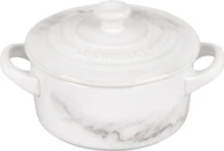 Le Creuset Mini Round Cocotte 8oz- Marble 6 Le Creuset Mini Round Cocotte 8oz- Marble -The Kitchen Supply Store 61BAfiNHX3L. AC SX679