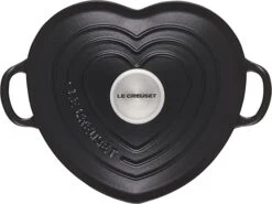 Le Creuset Heart Cocotte, 2 Qt. Licorice