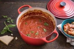 Le Creuset Round Dutch Oven, 5.5 Qt. -The Kitchen Supply Store 7651scr 9ddc3218489da5f grande 8afc7480 6fbd 4f23 8ca6 0996de5cece7