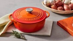 Le Creuset Shallow Round Dutch Oven 2.75qt 15 Le Creuset Shallow Round Dutch Oven 2.75qt -The Kitchen Supply Store 81M0B5LLcyL. AC SL1500