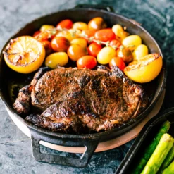 Ooni Skillet -The Kitchen Supply Store CastIronSkillet2