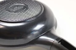 Evaco / Cast Non-stick Ceramic Fry Pan -The Kitchen Supply Store DetailIMG 0478S