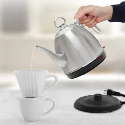 Chantal Mia Electric Kettle -The Kitchen Supply Store ELSL37 03M BRS 2019Pouring