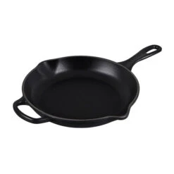 Le Creuset 10" Skillet -The Kitchen Supply Store skillet lic e4696c65 5e95 4c82 b42f 762bc8bda9e5